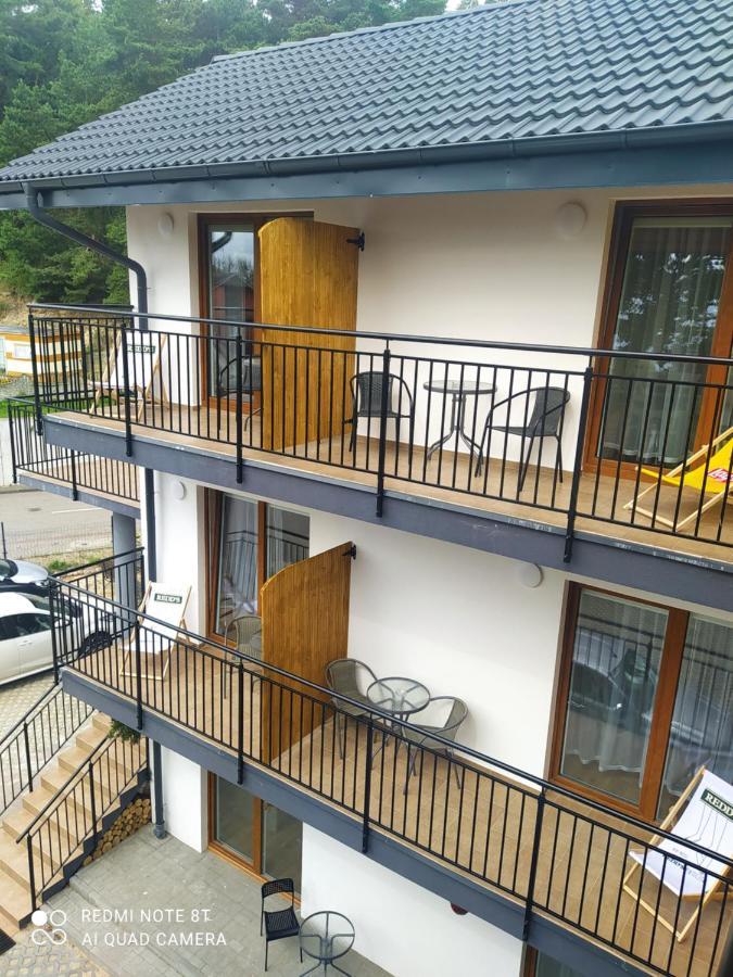 Hotel Piaskowy Dwor Krynica Morska Exterior foto